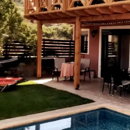 Beautiful With A Private Pool ! Ираклион