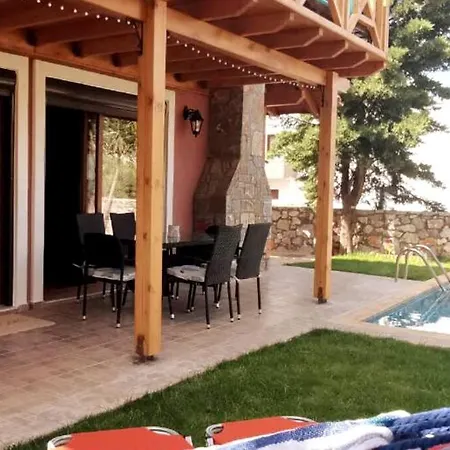 Дом отдыха Beautiful With A Private Pool !